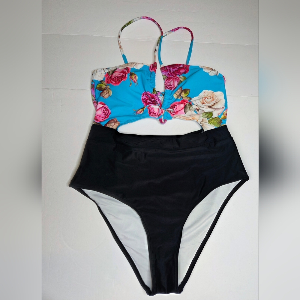 Cupshe Brynn Cutout Blue And Black Floral One Piece Swimsuit Size Large NwT - Picture 2 of 14